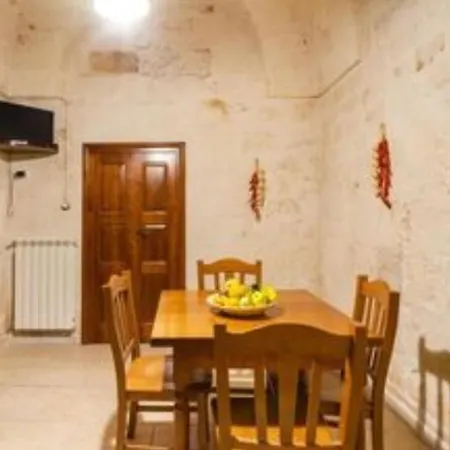Nonna Rosa Ostuni